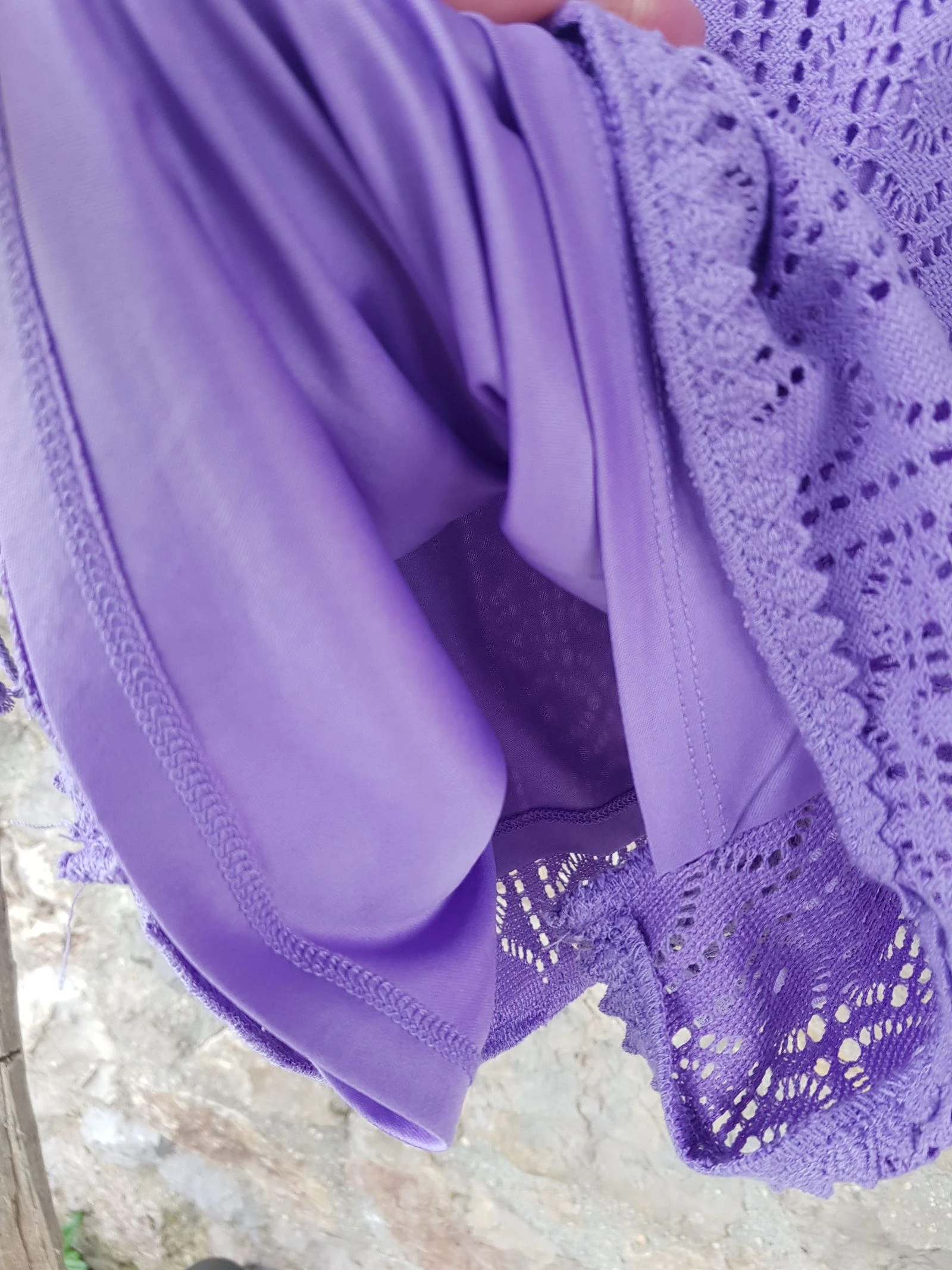 Top de alças lilá crochê bordado – photo 6